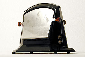Toaster Nelson Machine, 73, USA